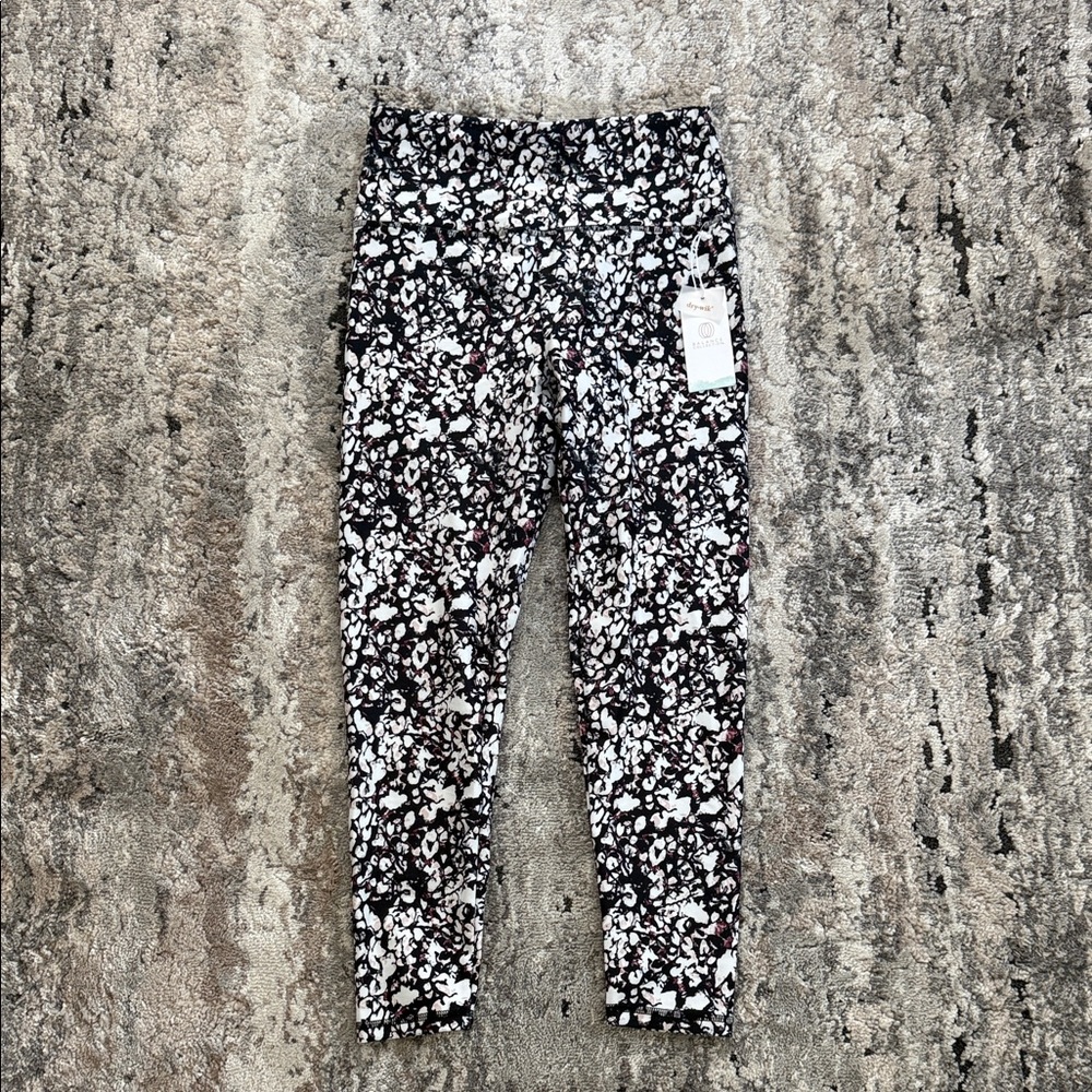 Balance Collection Black and White Floral Leggings